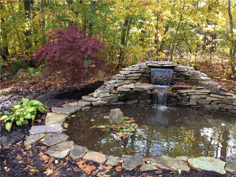 Absolutely stunning landscaping all around but this happens to be in the back!