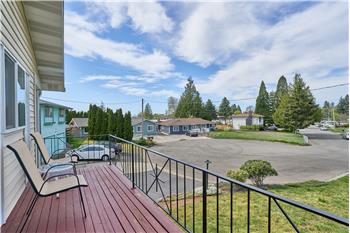 Lovely Main Floor Deck Overlooking the Cul-de-Sac and Front Yard.