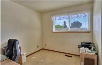 4th Bedroom currently being used as an office