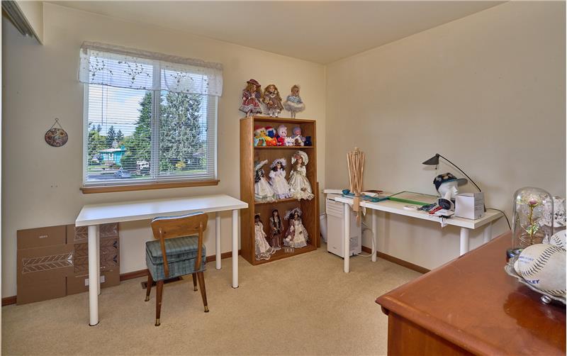 3rd Bedroom Currently being used as a sewing room