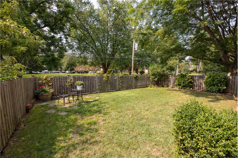 227 Argyle Road Side Yard