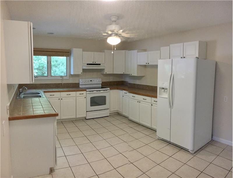 Spacious Eat-in Kitchen