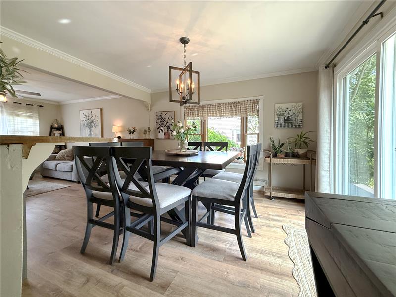 228 Woodlawn - Dining Room 