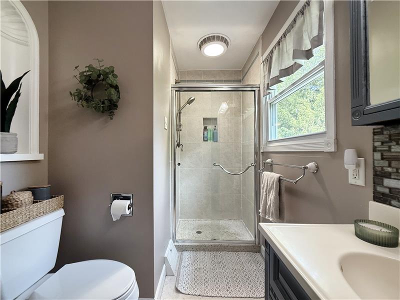228 Woodlawn - Bathroom 1 