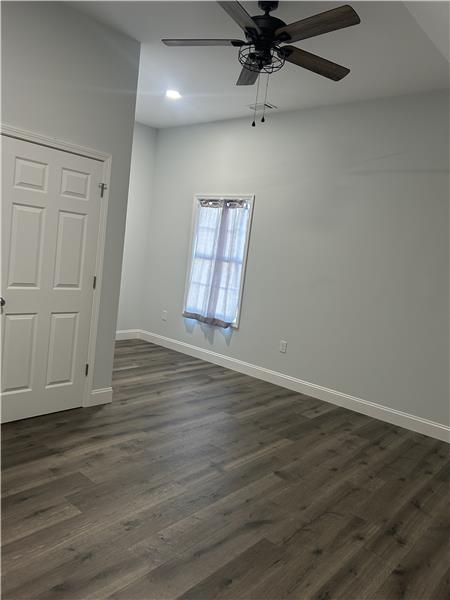 Second upstairs bedroom