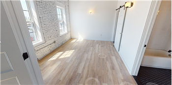 Primary listing photos for listing ID 580970