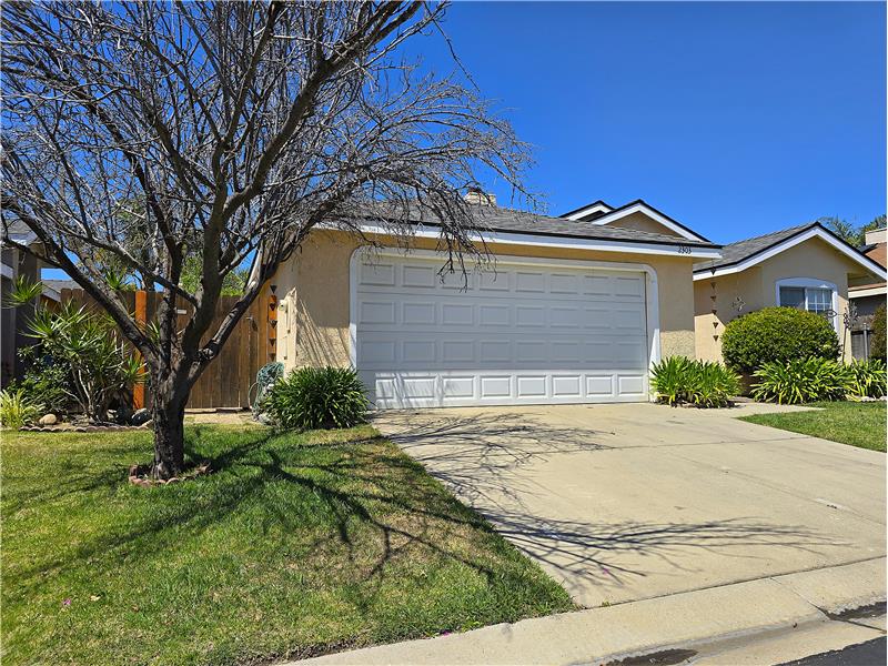 Attractive curb appeal with HOAmaintained exterior care for longterm value and easy ownership.
