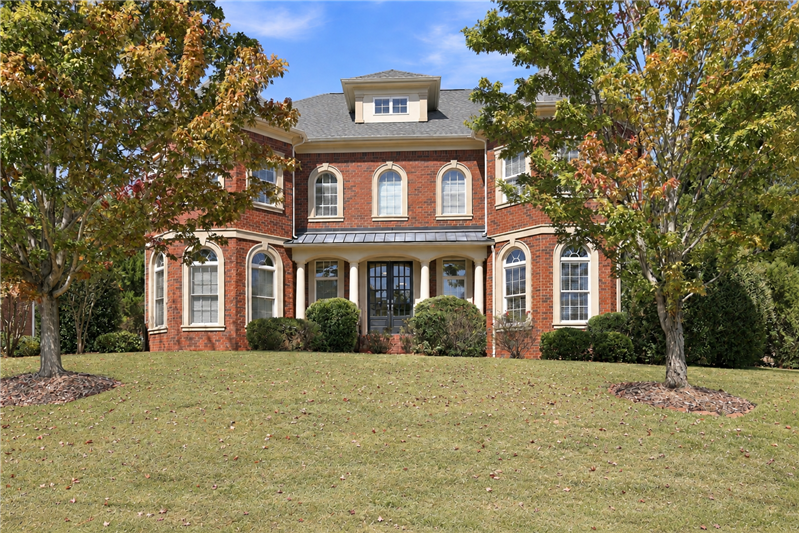 Welcome home to 2309 Highland Forest Drive in Weddington Chase. You'll love living here!