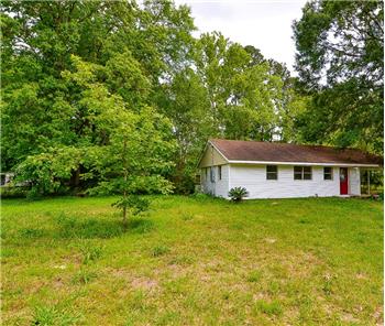 Primary listing photos for listing ID 538778