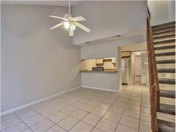 Primary listing photos for listing ID 552665