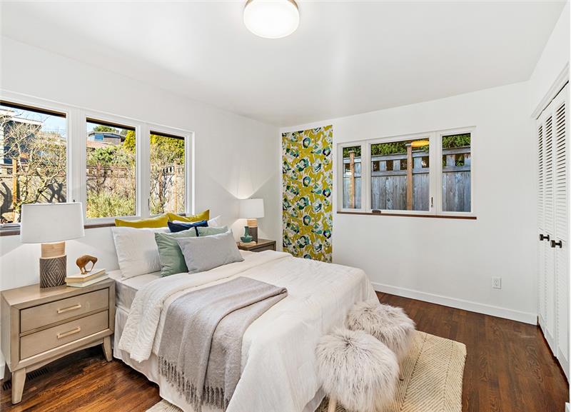 Guest Room on Main Level with en-suite