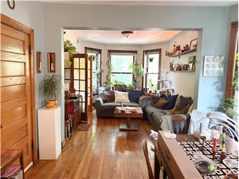 Primary listing photos for listing ID 649228