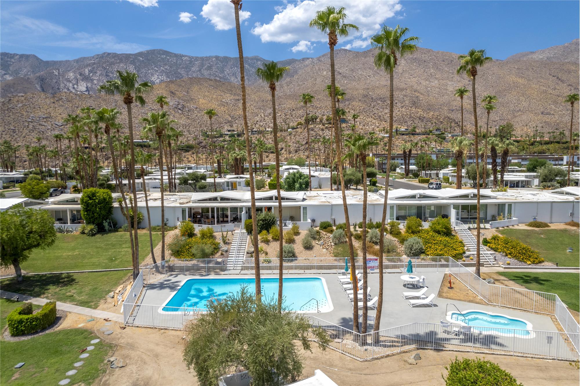 https://realbird.blob.core.windows.net/rb-photos/2432-s-sierra-madre-palm-springs-ca-92264_B8B2F5D8_636003_638590302173889070_80x60.jpg