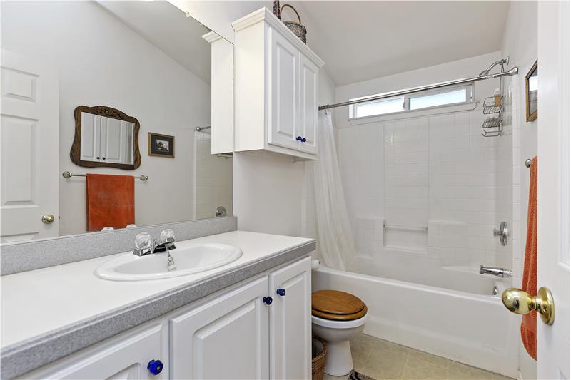 full guest bath