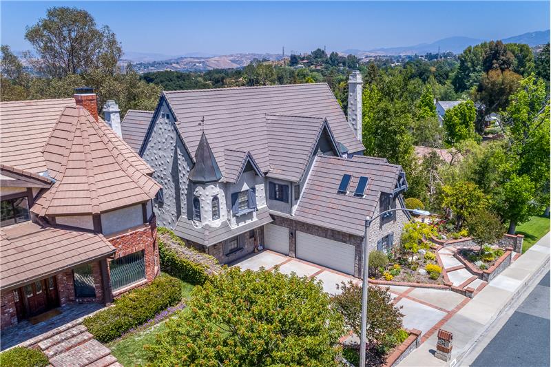 
                            Property Image 42