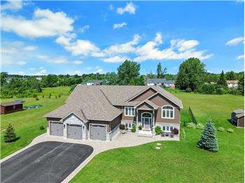 Primary listing photos for listing ID 649574