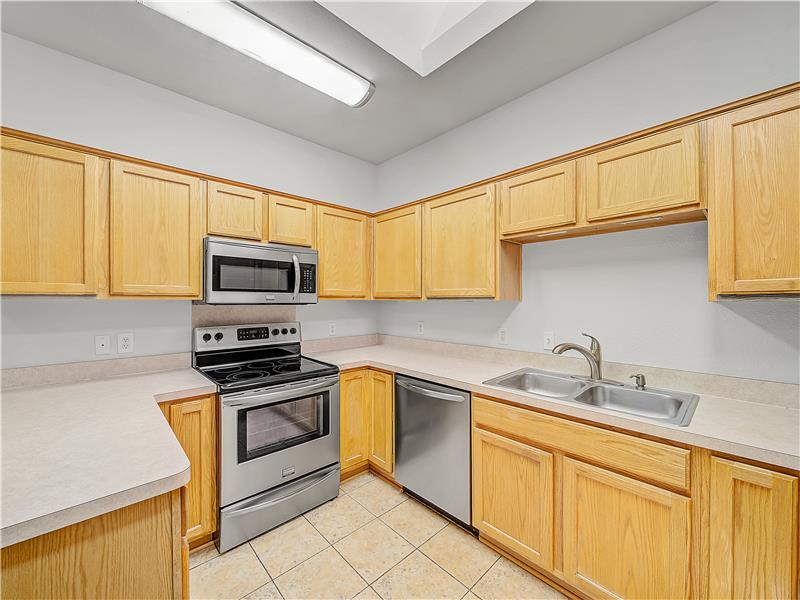 Lots of cabinet space