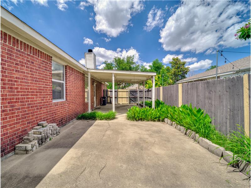 Huge open side porch