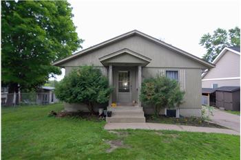 251 20th Avenue N, Hopkins, MN
