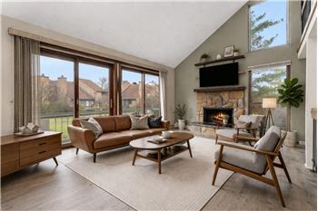 Primary listing photos for listing ID 646779