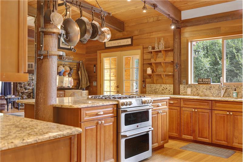 
                            Property Image 24