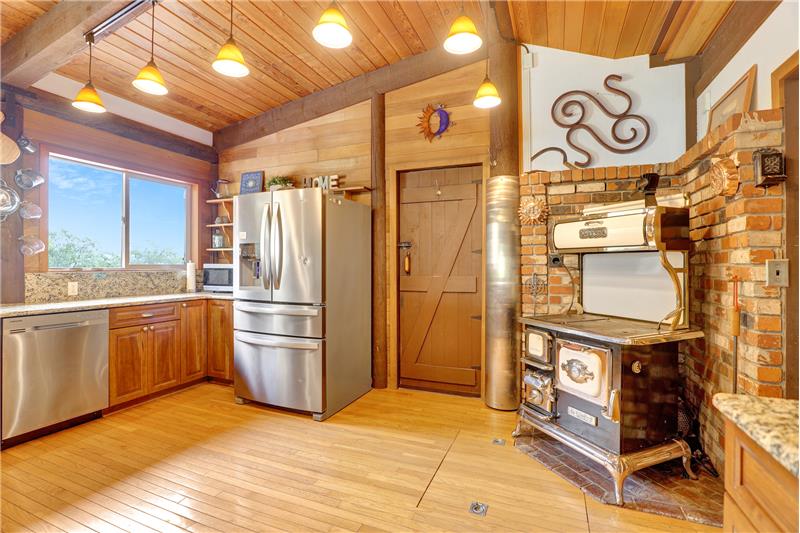 
                            Property Image 30