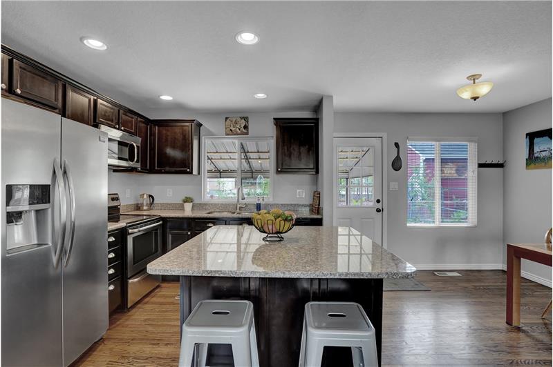 Kitchen/Dining Area