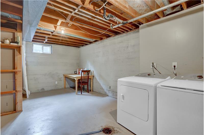 Laundry/Storage Room