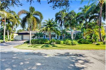 Primary listing photos for listing ID 580911