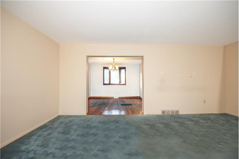 253 Sweetbriar Circle, King Of Prussia