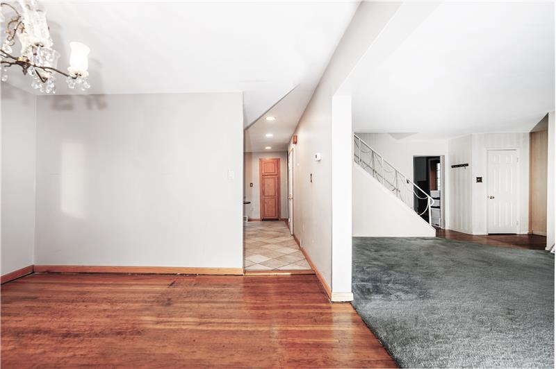 253 Sweetbriar Circle, King Of Prussia