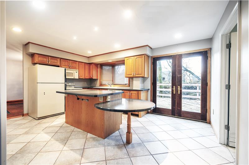 253 Sweetbriar Circle, King Of Prussia