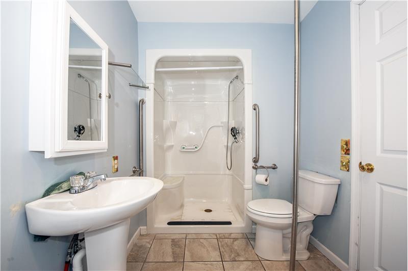 253 Sweetbriar Circle, King Of Prussia