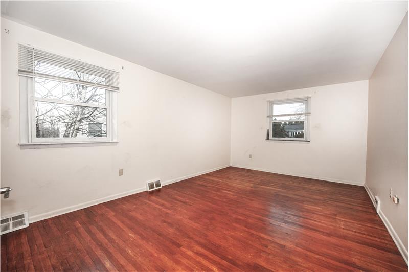 253 Sweetbriar Circle, King Of Prussia