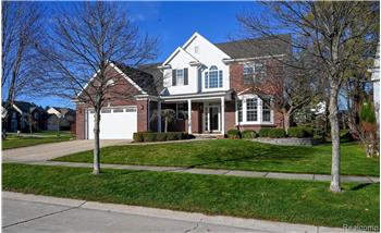 2546 Jackson Dr., Rochester Hills, MI