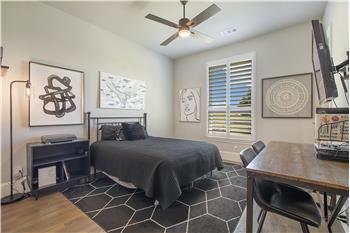 Secondary bedroom