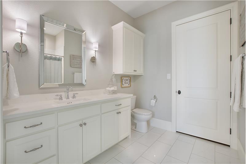 Ensuite bathroom