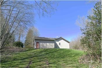 Side of home as seen from the driveway