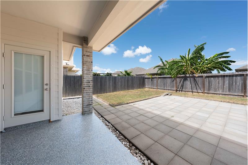 
                            Property Image 92