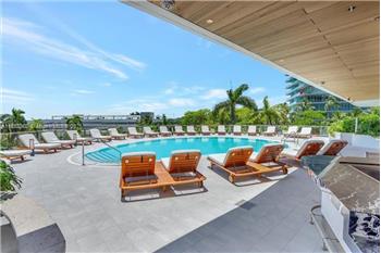  2655 S Bayshore Dr 33 405