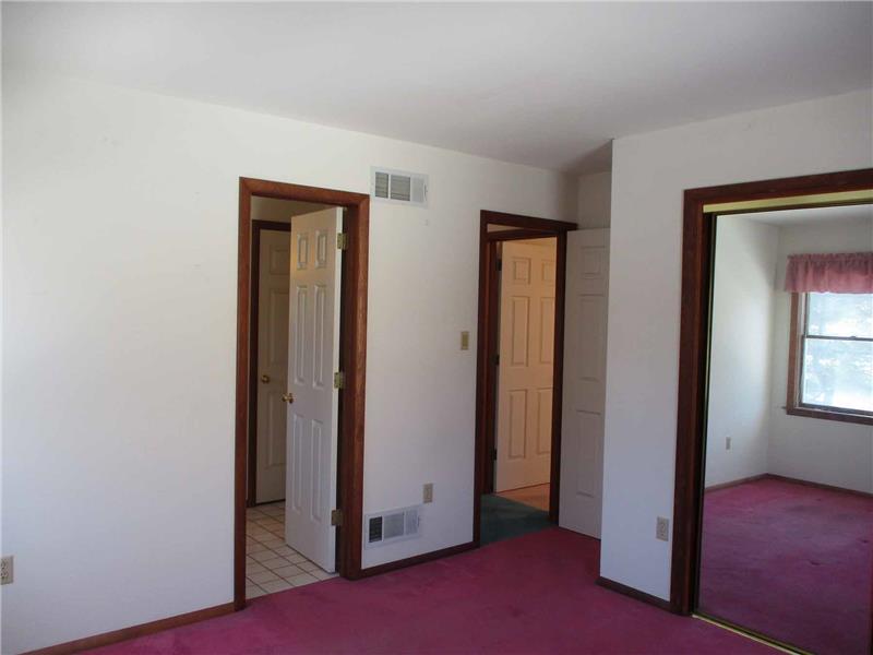 Owner's suite with large closet