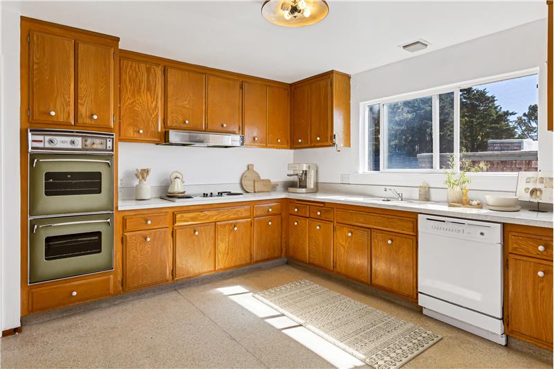 (Virtually staged photo)