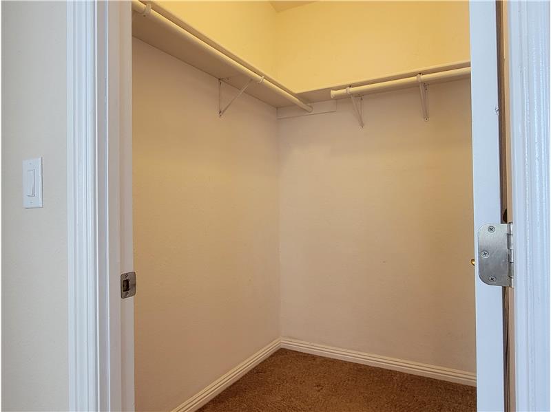 And of course, a HUGE Walk-In Closet!!