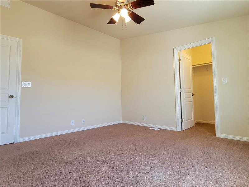 Bed 3:  The 'smallest' of the 3 is still HUGE!!