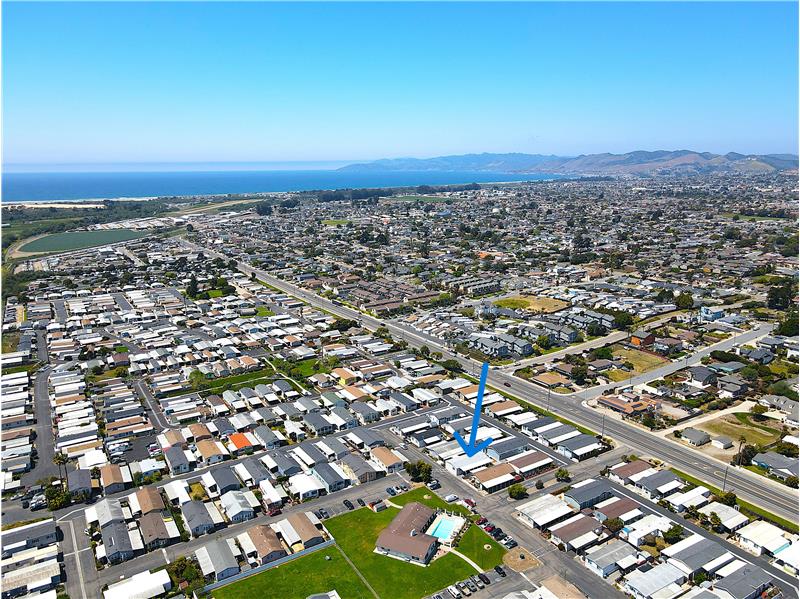 A large, well appointed, newer home on the coast for under $450k is rare.  However, it's available to you RIGHT NOW!!