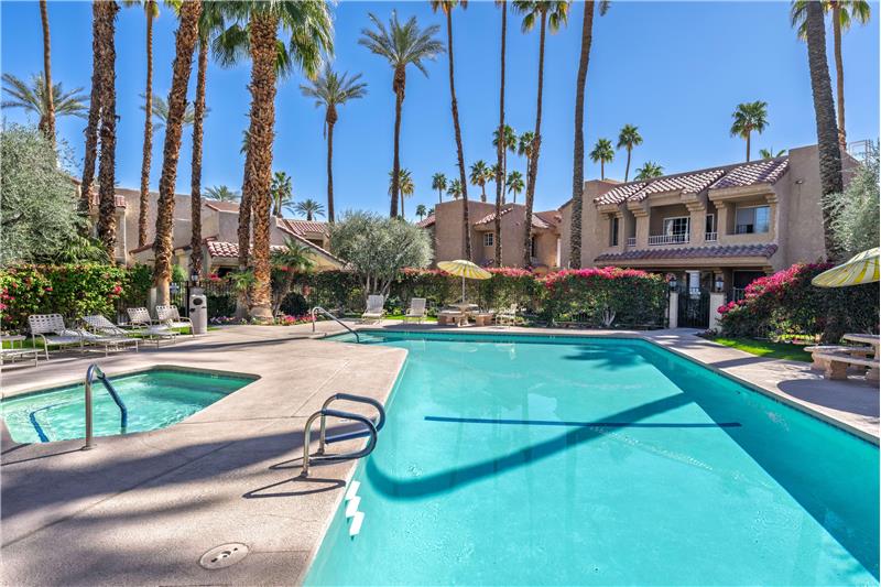 Multiple Pools and Spas