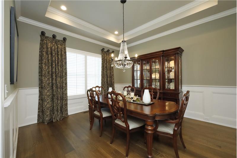 Formal Dining Room - Custom Drapes