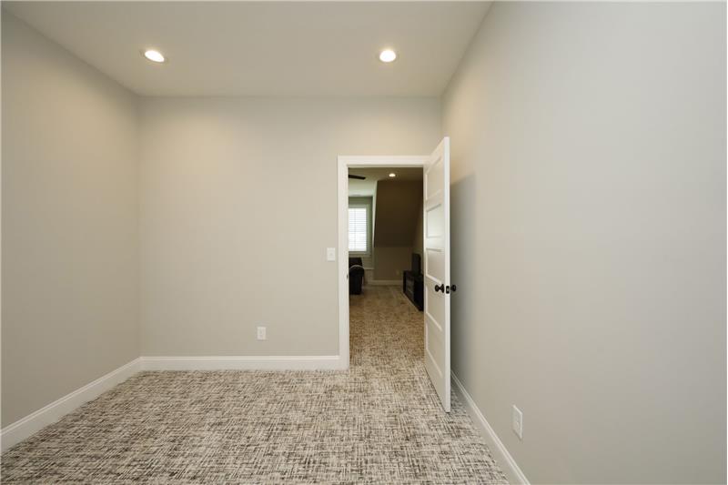 Home Office / Flex Space