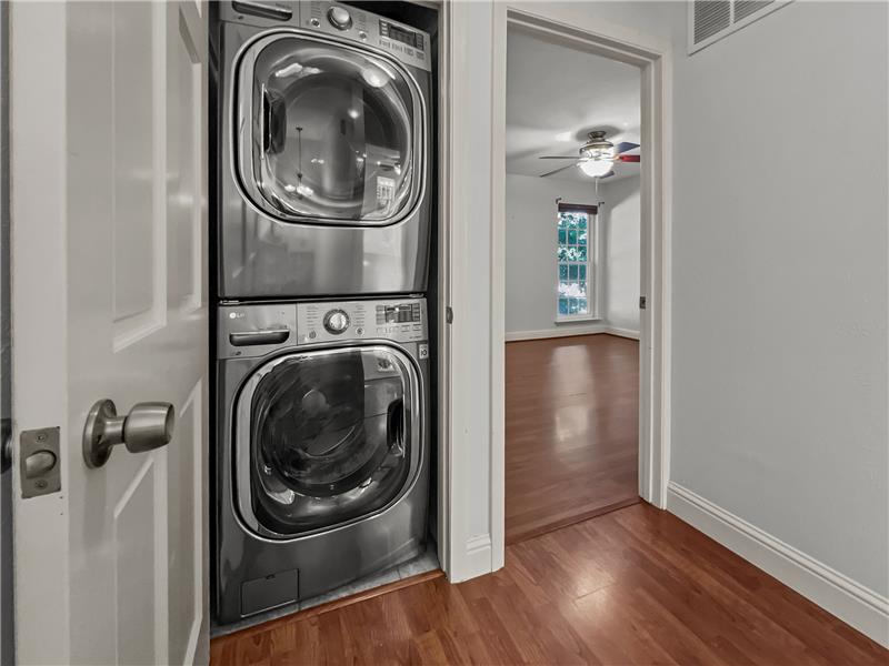 Washer & Dryer to remain with home