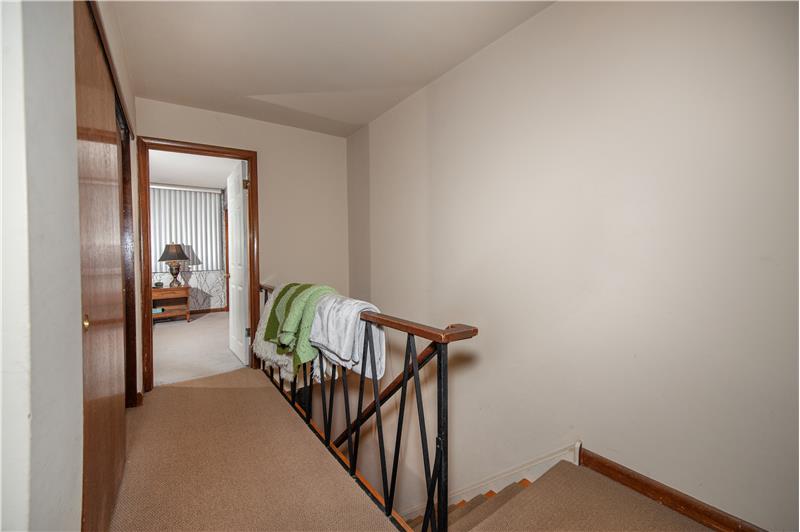 2752 W Country Club - 2nd floor hallway 